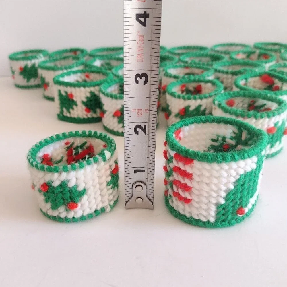 Vtg Set Of 25 Christmas Needlepoint Napkin Rings Holders Holly Leaf Red Berries